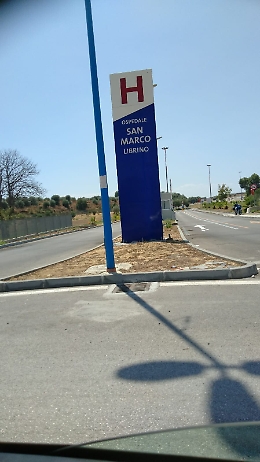 Catania: assenza di segnaletica stradale per l'Ospedale San Marco