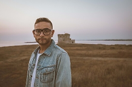 Rocco Hunt a Catania si prepara a bagno di folla con il suo “Libertà Instore”