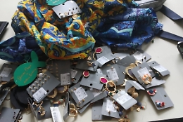 Catania, depreda due negozi in via Etnea: arrestato dalla municipale