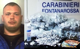 Catania, pusher arrestato nella Fossa dei Leoni con erba, crack e cocaina