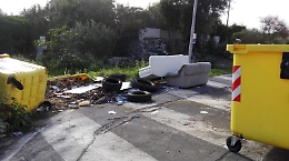 Viale Benedetto Croce: un bell'esempio dell'inciviltà catanese