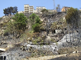 Enna, Sp51 ancora chiusa per la conta dei danni dell'incendio