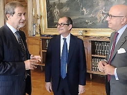 Manovra,  Armao: «A noi l'elemosina del reddito di cittadinanza»