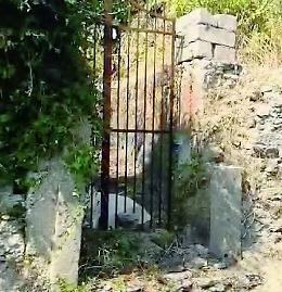 Carlentini, il mistero dei due fori nel fianco del cadavere trovato nel sacco