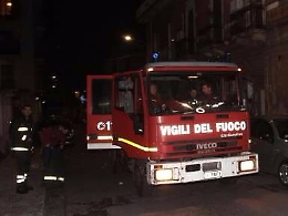 Siracusa, ordigno artigianale scoppia davanti a panineria