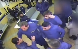 Aggredirono medico al Ps dell'Ove, condanne pesanti per i tre autori