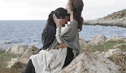 Pachino, finisce storia d'amore tra due donne e lei comincia a perseguitare la ex compagna