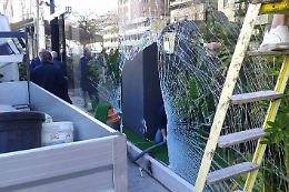 Catania, vetrine "spaccate" da "Papini" per rubare la merce