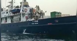 La nave razzista non arriverà a Catania: equipaggio arrestato a Cipro per traffico di esseri umani