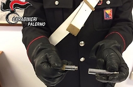 Pistole e munizioni detenuti illegalmente: arrestati due fratelli