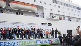 «Giovanni e Paolo»: l'urlo a Palermo dei giovani sulla Nave della Legalità