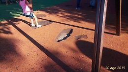 Catania : Bambinopoli di Vulcania abbandonata!