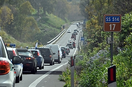 Ragusa-Catania, le promesse di Cancelleri e le certezze dei sindaci: «Ci vorranno 12 anni»