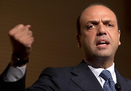 Ap, Alfano: «Ci vogliono annientare ma andremo avanti»