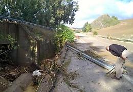 Altra giornata nera per le Statali siciliane Ruspe Anas al lavoro, riaperta solo la 189