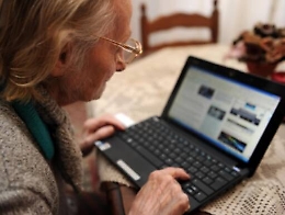 Catania, su Internet arrivano i certificati anagrafici gratis da stampare a casa