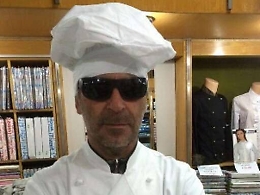 Da Anthony Andaloro lo chef non vedente Da lui i suoi clienti mangiano al buio