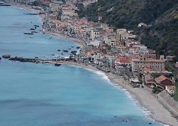 Giardini Naxos al voto tra veleni e accuse 