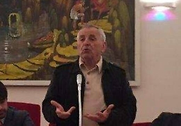 &rdquo;Gli sbirri ci fanno schifo, vadano via&rdquo; E&rsquo; bufera sul sindaco di Misterbianco