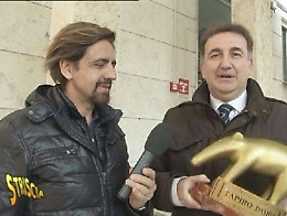 Il Tapiro di Striscia a Roberto Giacobbo Definì soprannaturali i roghi di Caronia