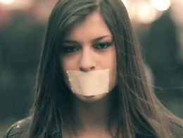 «Il silenzio è dolo»: da una canzone campagna virale contro tutte le mafie