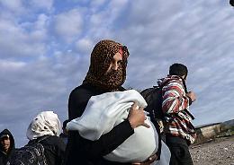 Immigrazione, i flussi stanno cambiando Arrivi in calo in Italia, in aumento nella Ue