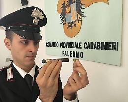 Palermo, penna pistola in casa: arrestato