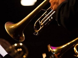 Ripetitività e melodia: i segreti del tormentone perfetto