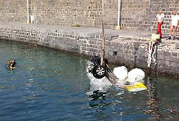 Riposto, incidente mortale: auto finisce in mare