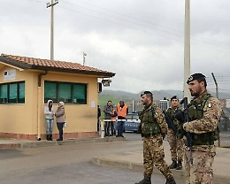 Il Cara di Mineo scoppia: 3.700 migranti, tanti quanti gli abitanti del Paese