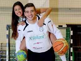 Un canestro, una parata e tanto amore: la storia di due argentini che fanno sognare Ragusa