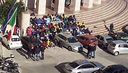 Respingimento differito Le associazioni in campo