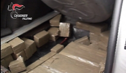 Palermo, traffico di droga con la benedizione dei clan: sette arresti (tra cui favoreggiatore di Messina Denaro)