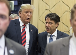 Migranti, Conte scrive all'Ue: &laquo;Bisogna cambiare la missione Sophia&raquo;