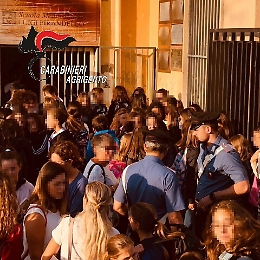 I Carabinieri di Agrigento lancia l' operazione "Scuole sicure”