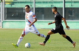 Serie C, a Monopoli il Catania va pure in vantaggio ma alla fine si butta via
