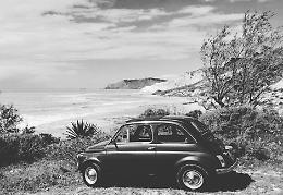 In Fiat 500 vintage per omaggiare Andrea Camilleri