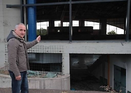 Catania, Palanesima depredato si sono portati via anche i vetri