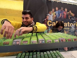 &laquo;Ce l&rsquo;ho, ce l&rsquo;ho, mi manca&raquo;: la passione senza et&agrave; per le figurine