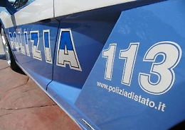 Colpi di pistola contro auto: illesa coppia di fidanzati