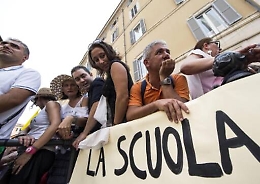 Coordinamento precari: oltre 1.500 chiedono le dimissioni di Faraone