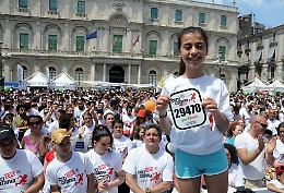 CorriCatania, un fiume bianco in città