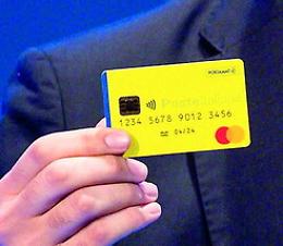 Chiese e ottenne il reddito di cittadinanza del marito arrestato: assolta