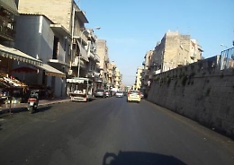 Gela, difende commessa da avances: rivale gli spara