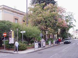 Mascali, “Noi qui gay non ne vogliamo” E poi pugni calci e coltellate: tre arresti