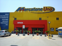 Riapre Mercatone Uno Richiamati in 64 da Cig