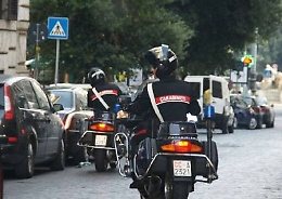 Nella borsa c&rsquo;erano 20 mila euro Ma i banditi non se ne accorgono