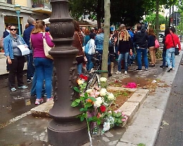 Ora che c’è scappato il morto, il Comune mette un semaforo all’incrocio