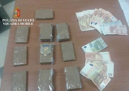 Ragusa, insospettabile bracciante era invece un corriere della droga