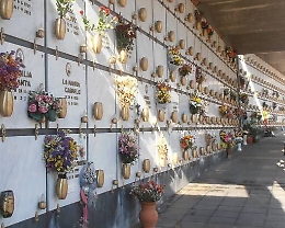 Tumulate nel cimitero di Catania le 45 salme della strage del 18 aprile scorso